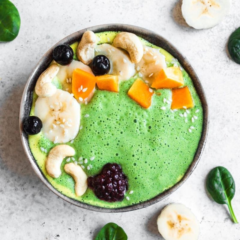 Chlorophyll-Smoothie-Bowl 